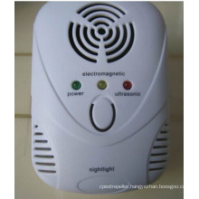 Eletromagnetic Pest Repeller Mosquito Repeller with Ltd Light